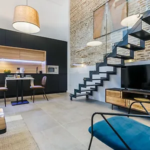 Apartamento Amplisimo Y Coqueto De Lujo Y Diseno En Pleno Centro, Sevilla